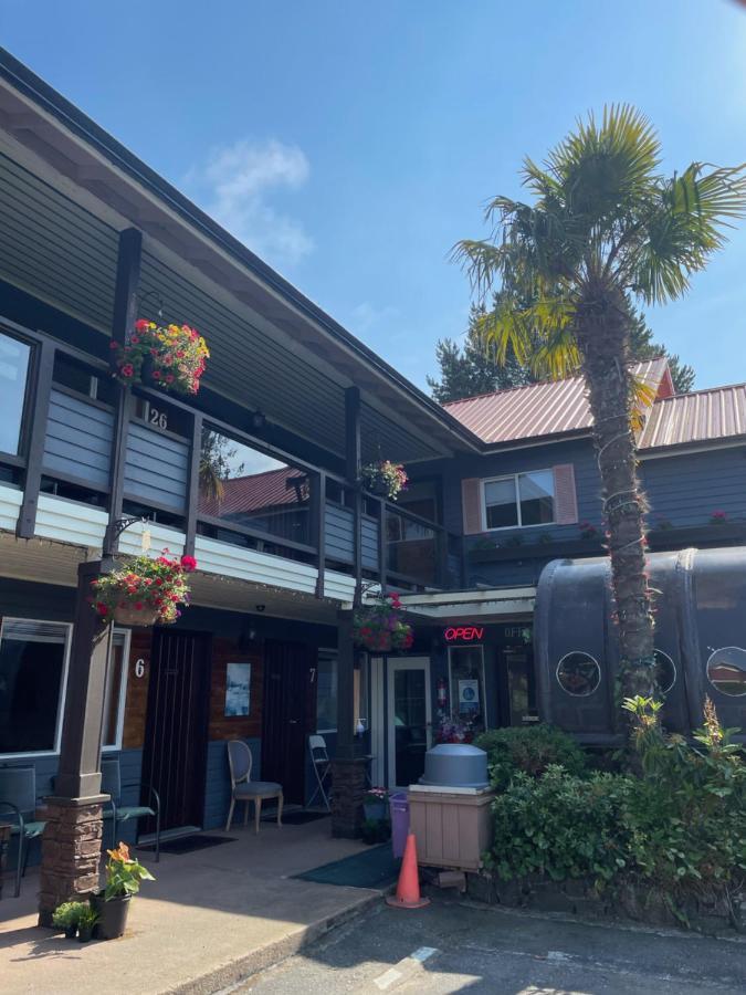 Schooner Motel Tofino Ngoại thất bức ảnh