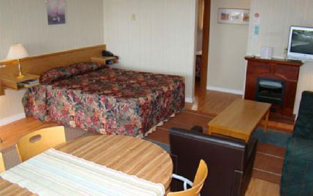 Schooner Motel Tofino Ngoại thất bức ảnh